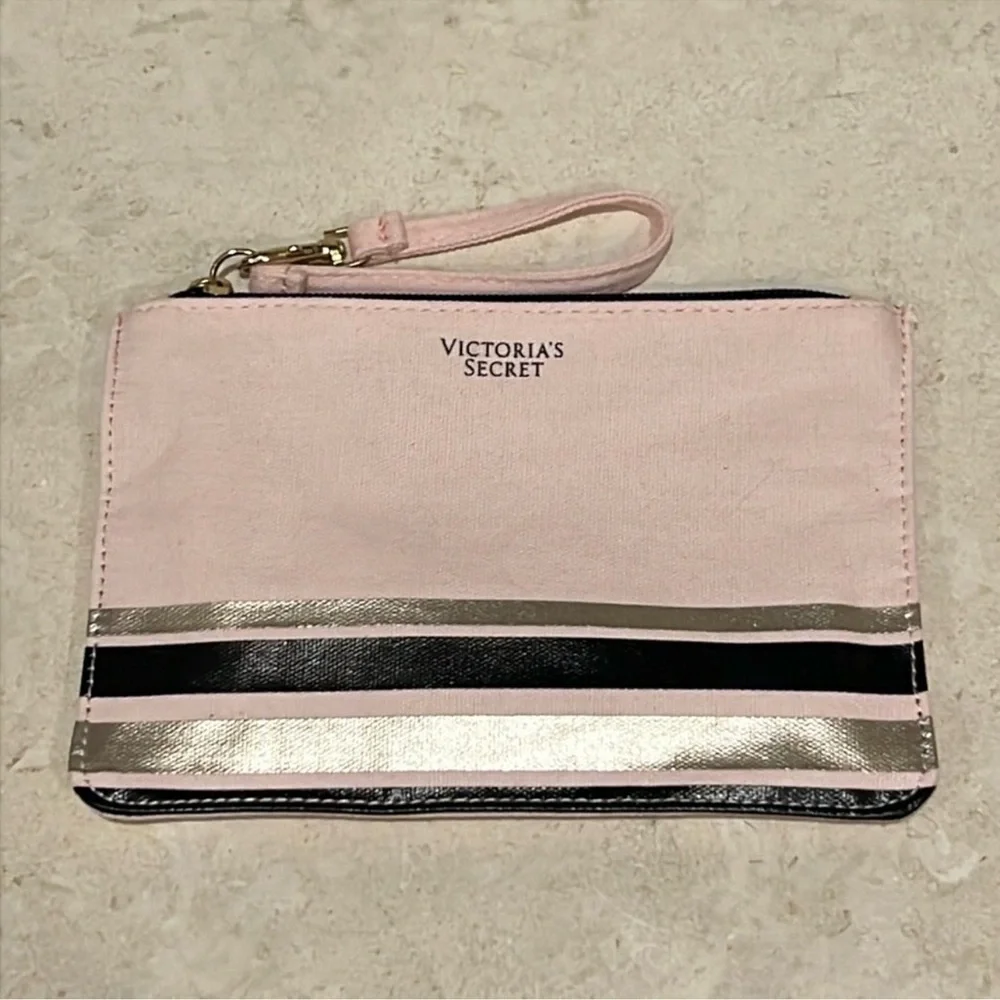 Victoria's Secret Pink Wristlet NWOT